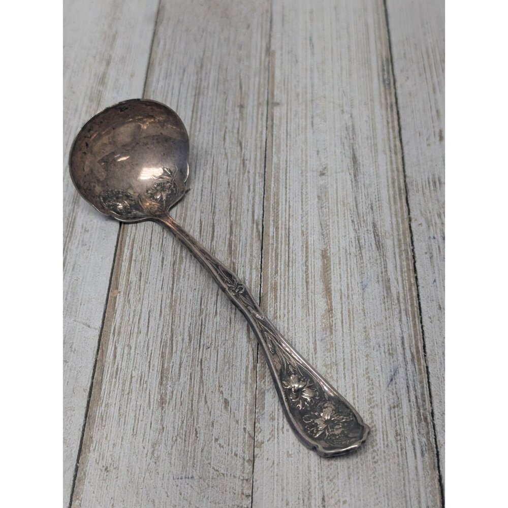 Carnation Silverplate Cream Ladle 5-3/4" Long W.R. Keystone Rogers